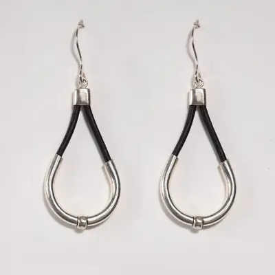 Urban Equestrian Urban Equestrian - Calista - Sterling Silver Bosal Horseshoe Earring - Black Leather