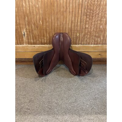 Used Kincade Close Contact 17.5" Med