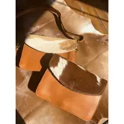 Westrian Westrian Cowhide Leather Keep It Simple II Crossbody Purse