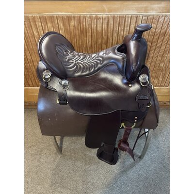 Tucker Used (Like New) Tucker High Plains - 17.5” Wide Tree