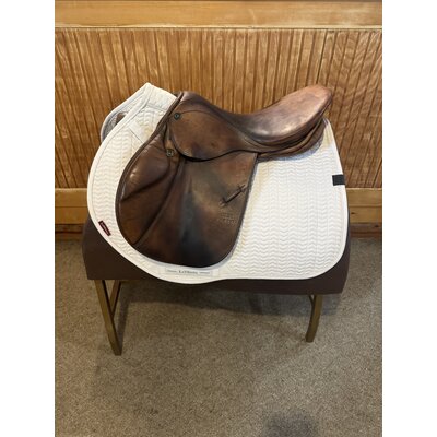 Stubben Used Stubben Edeweiss - 16.5” M