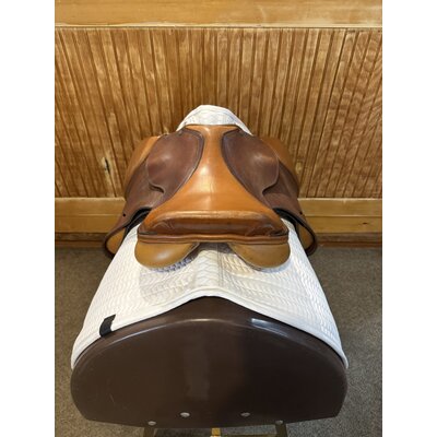 Used Circuit Jump Saddle - 17" M