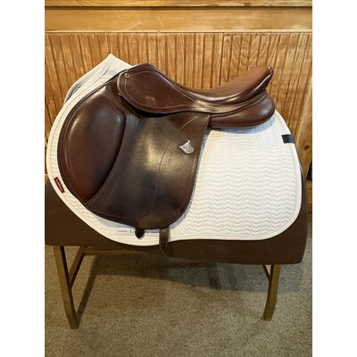 Bates Used Bates Jumping Saddle - 17"