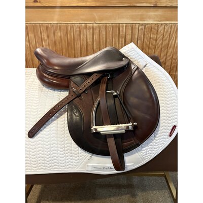 Used CWD Pony Jump Saddle -15.5"
