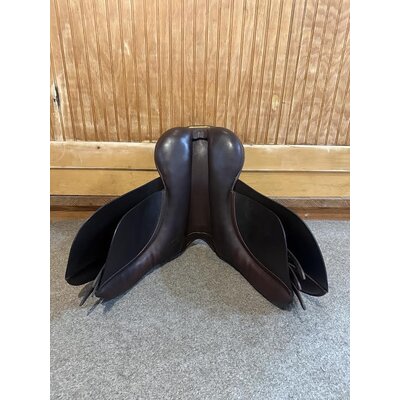 Specialist Saddles Used Specialist Jump Saddle - 17.5"