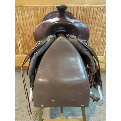 Used Tucker Buffalo Trail 16.5" W