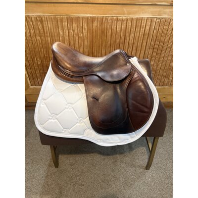 Used Selles Antarés Jump Saddle - 17.5”