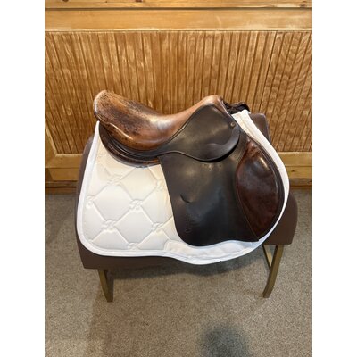 BRUNO DELGRANGE PJ Used PJ Bruno Del Grange Jump Saddle - 17”