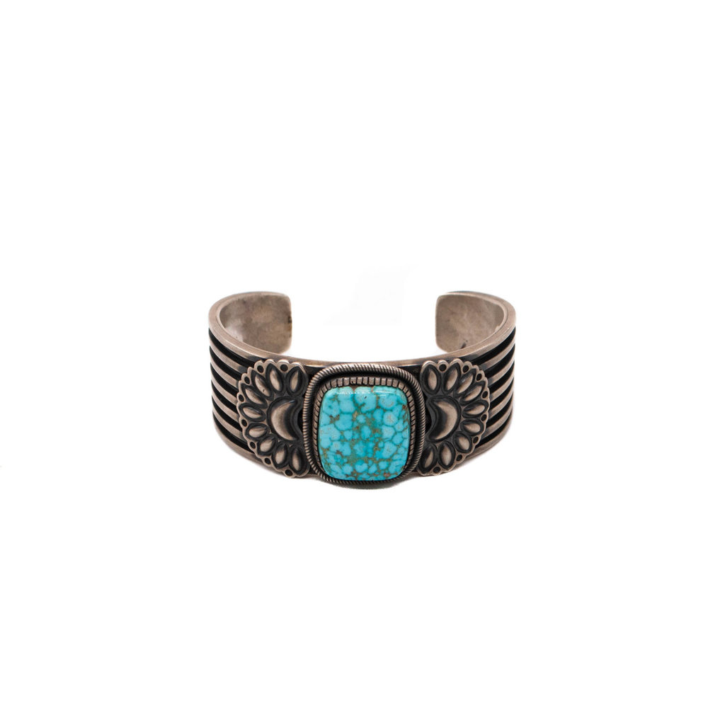 Carico Lake Turquoise Cuff