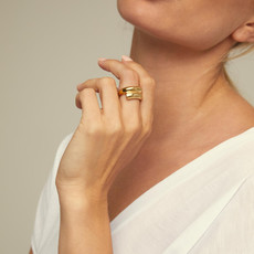 uno de 50 Gold Crossed Legs Ring