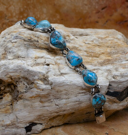 7 Stone Kingman Turquoise Link Bracelet