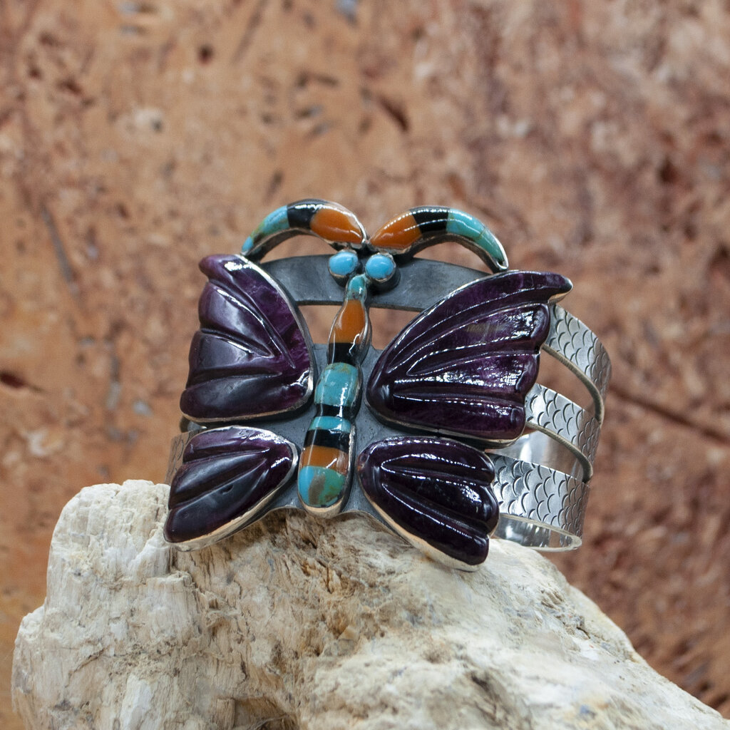 Federico Purple Spiny Oyster Butterfly Cuff