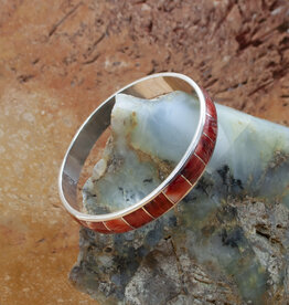 Federico Red Spiny Oyster Inlay Bangle