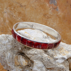 Federico Red Spiny Oyster Inlay Bangle