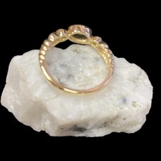 Gold Quartz Ring- RL691D5Q (G4) Size 6