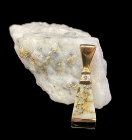 Oro Cal Gold Quartz Pendent PN642D4QX