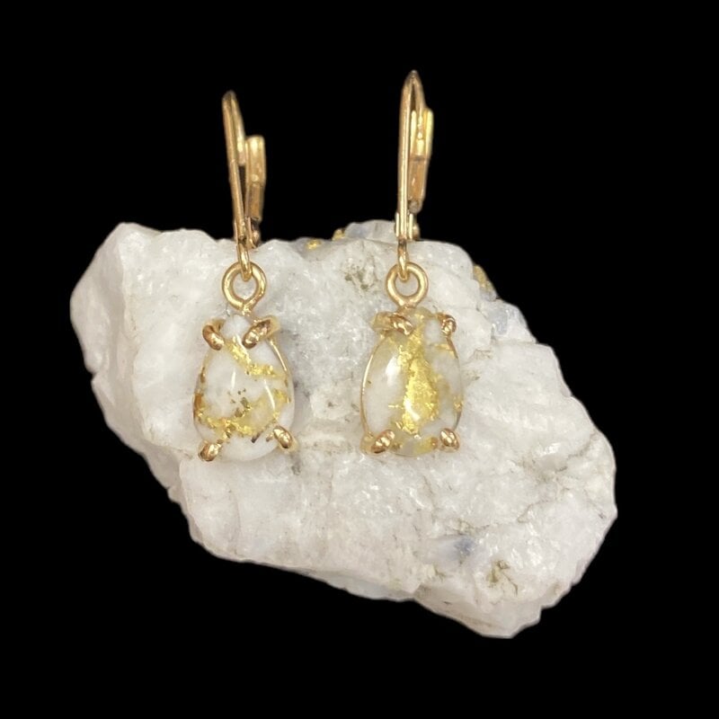 Oro Cal Gold Quartz Earrings