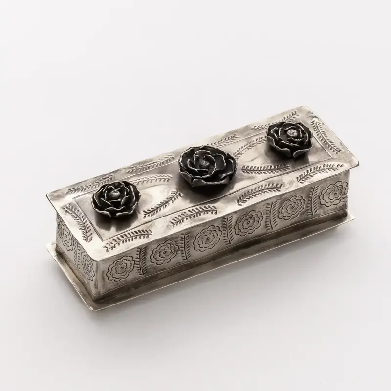 J.ALEXANDER RUSTIC SILVER Medium Stamped Rose Pencil Box