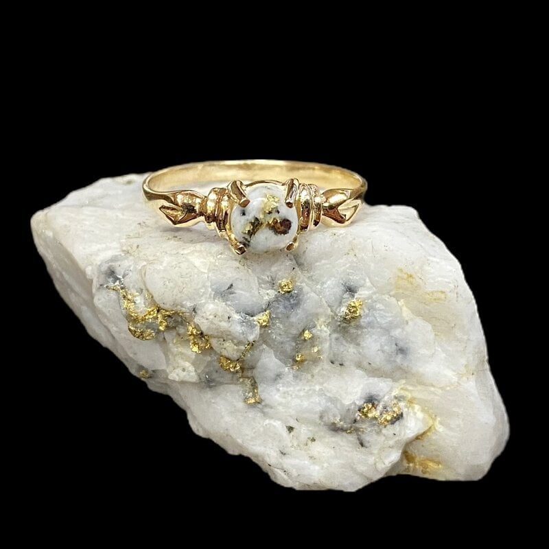 Gold Quartz Ring Size 7 - RL681Q5MM
