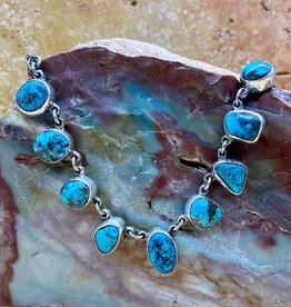 9 stone turquoise necklace 18"