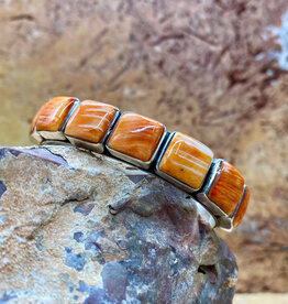 8-Stone Spiny Oyster Bracelet 6.5"
