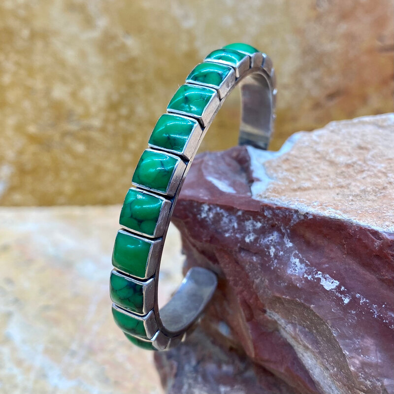 Single row green turquoise bracelet 6"