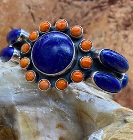 Federico Lapis and Spiny Oyster Cuff Bracelet - 6.5"