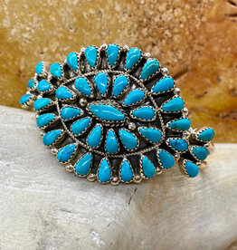 Turquoise cluster bracelet - 6.75"