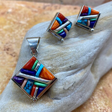 Inlay Corn Row Pendant with Ears