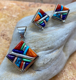 Inlay Corn Row Pendant with Ears