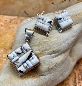 White Buffalo Corn Row Pendant with Earrings