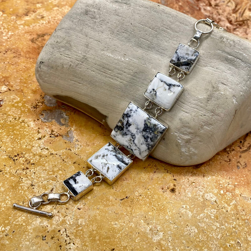 Magnesite (white buffalo) 5 stone bracelet - 7.5"