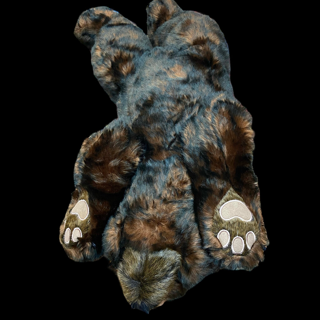 Cinnamon Bear Hugs, Black 26"