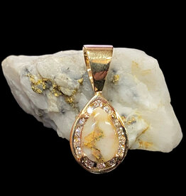 Gold Quartz Pendant PN630DQ
