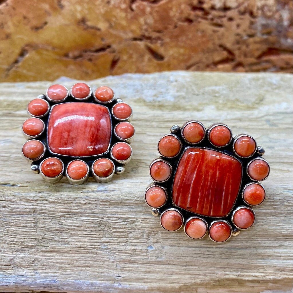 Spiny Oyster Red Square Flower Post Earrings
