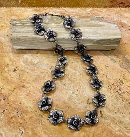 24" Flower Necklace (18-Flowers)