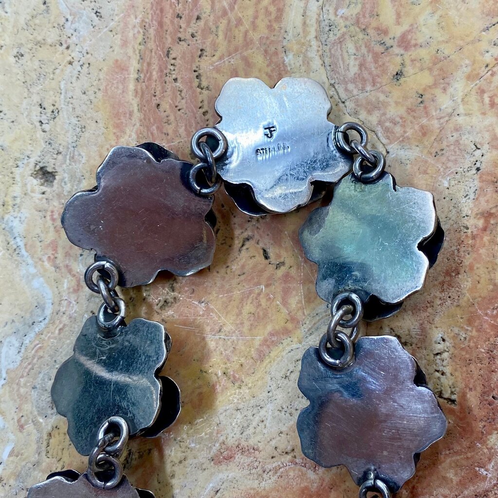 24" Flower Necklace (18-Flowers)