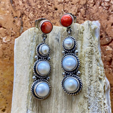 Pearl & Spiny Oyster Silver Post Earrings
