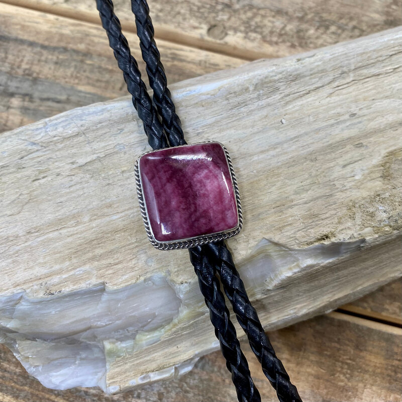 SILVER NUGGET Spiny Oyster Shell Bolo