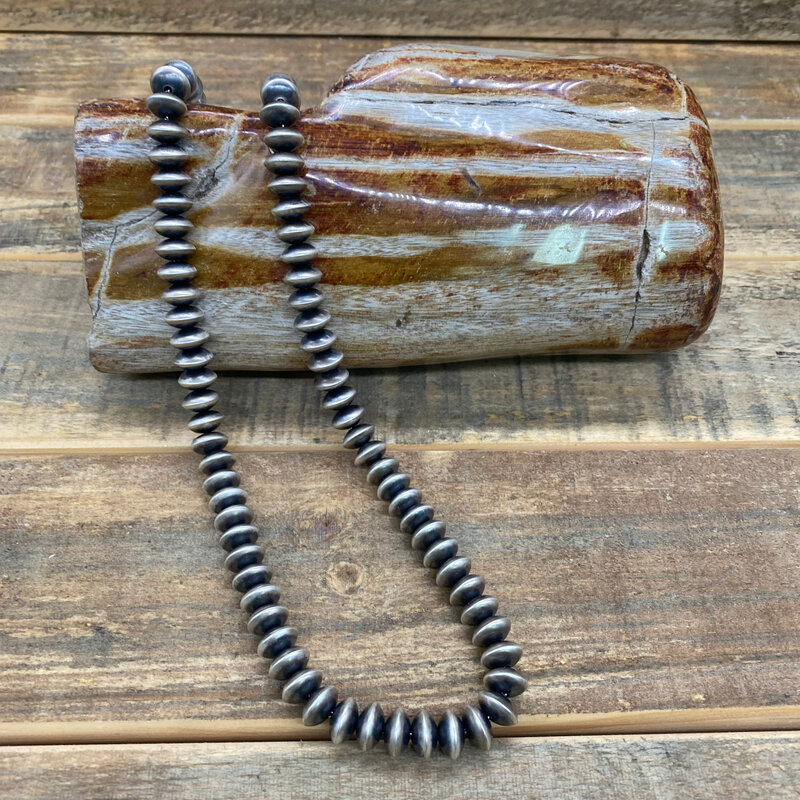 20" Navajo Pearls by Dorinda Marlano