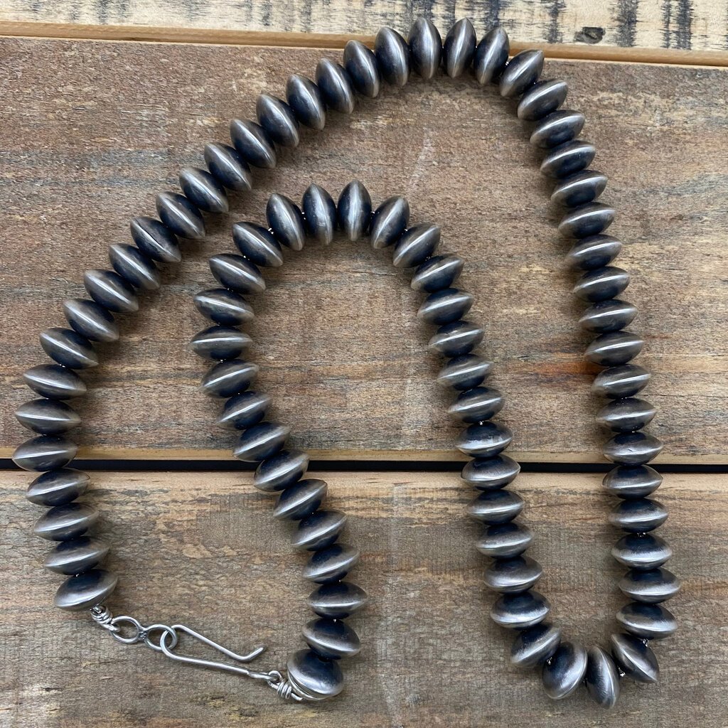 20" Navajo Pearls by Dorinda Marlano