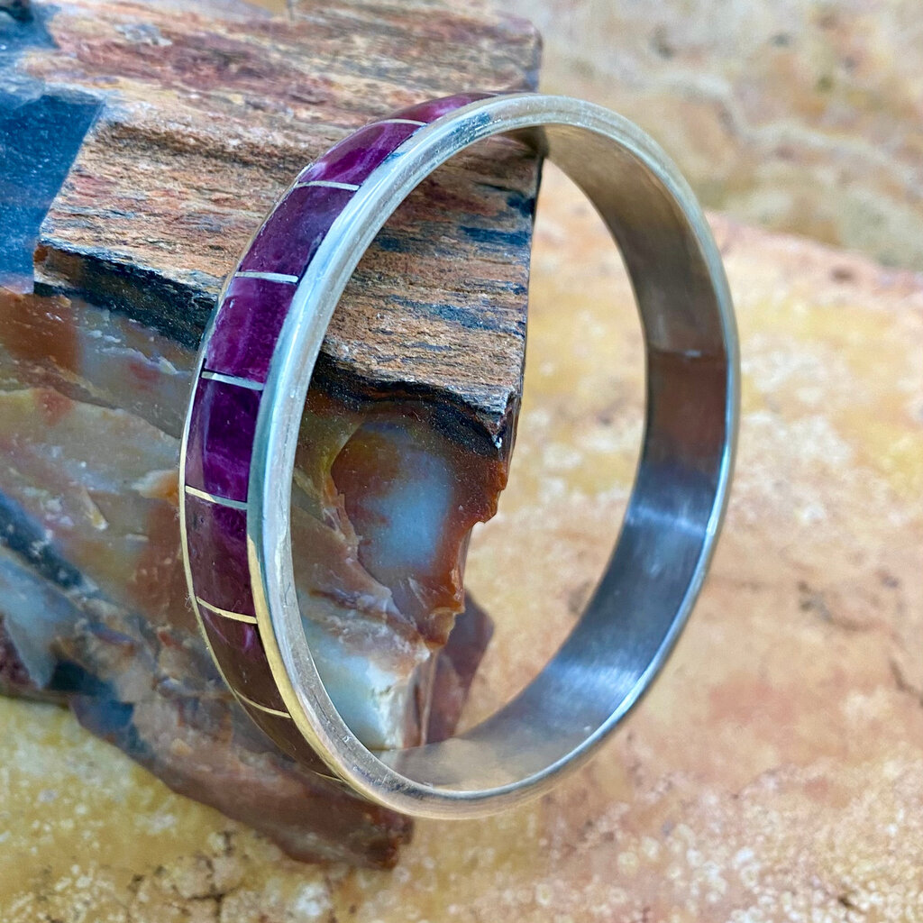 Purple spiny oyster bangle 7.75"
