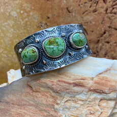 Sonoran turquoise 3-stone cuff - 5.75"