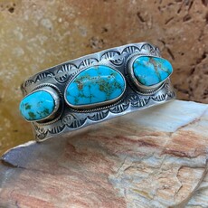 Sonoran turquoise 3-stone cuff - 6.75"