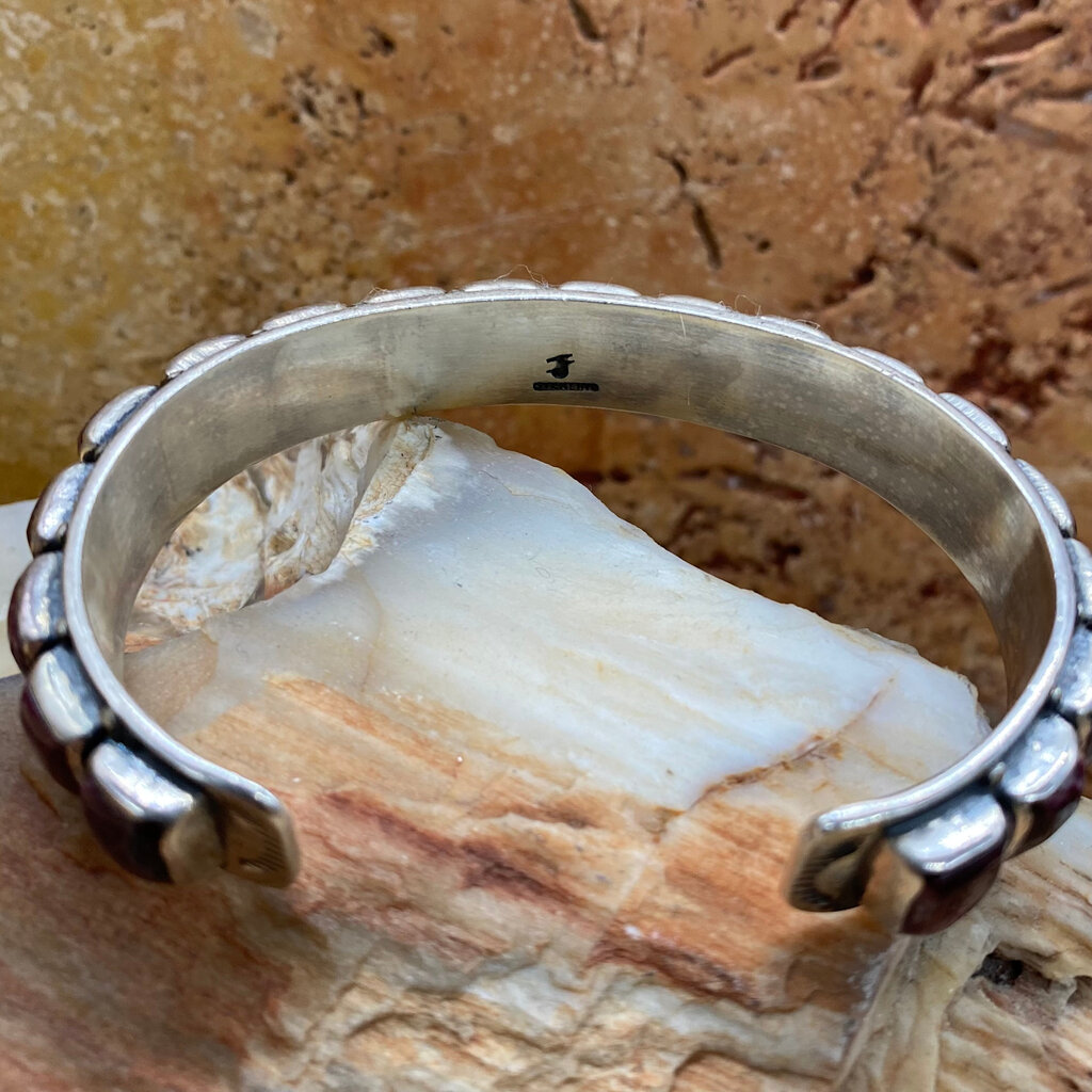 Purple spiny oyster cuff - 6.5"