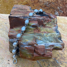 7" mother of pearl link bracelet
