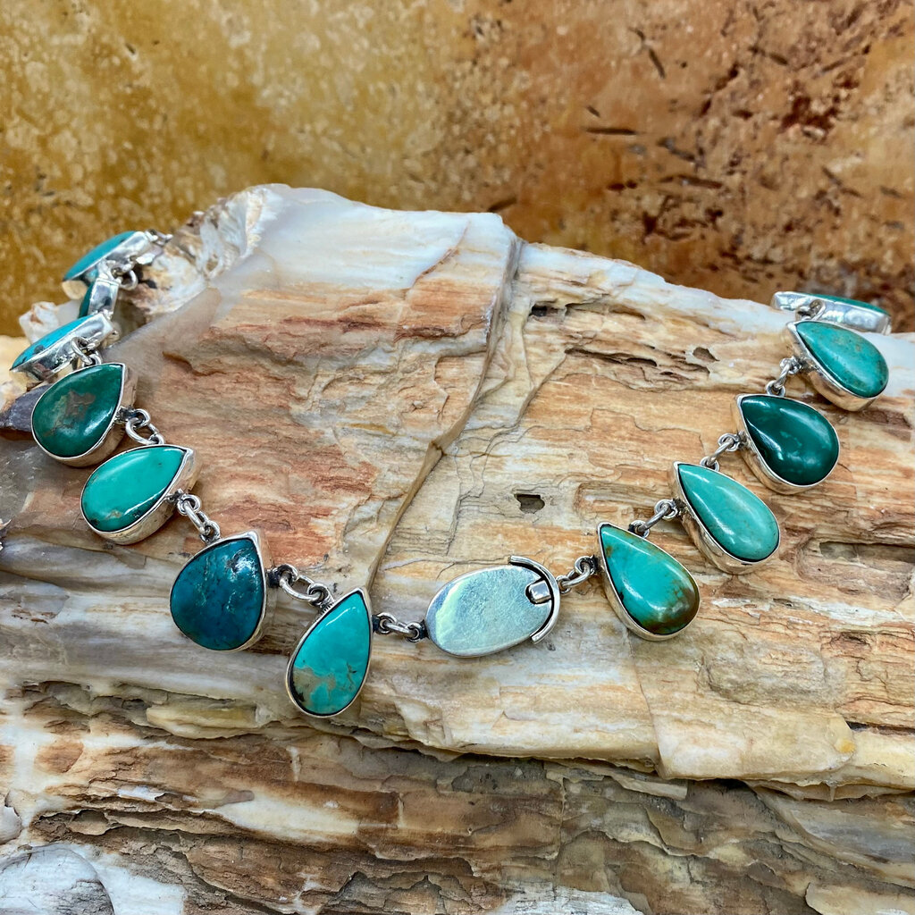 Turquoise teardrop 23-stone  19" necklace