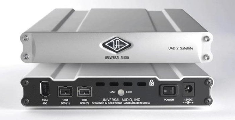 Universal Audio UAD-2 Satellite FireWire, QUAD Core