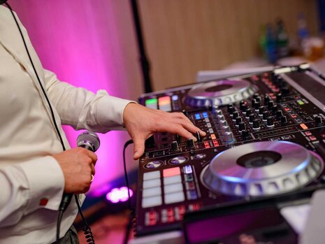 Top 10 Must-Have DJ Accessories for 2024