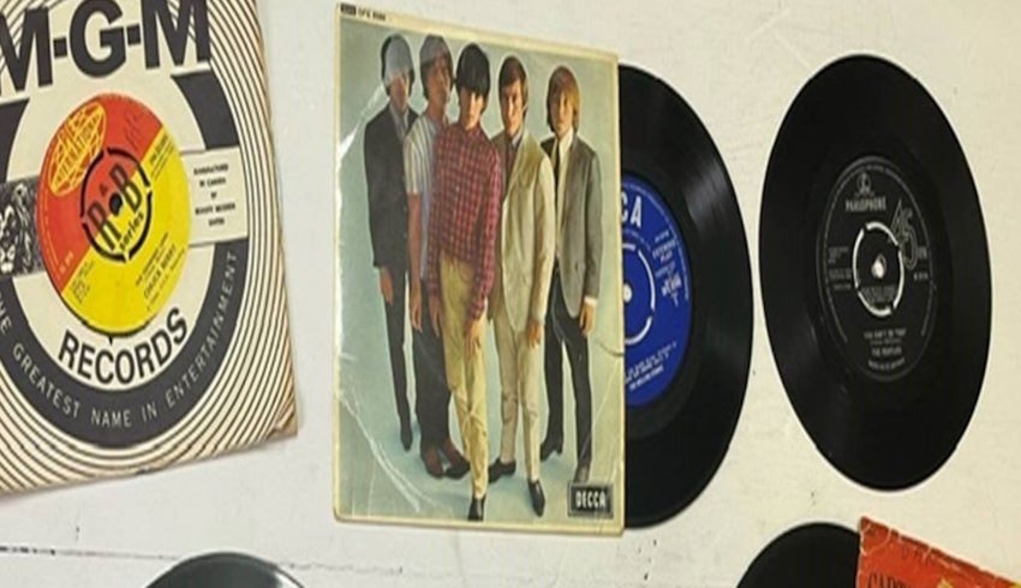 How To Find Rare Vinyl Records Tips For Collectors Play De Record